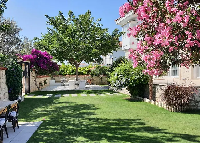 Adelfia Hotel Alaçatı