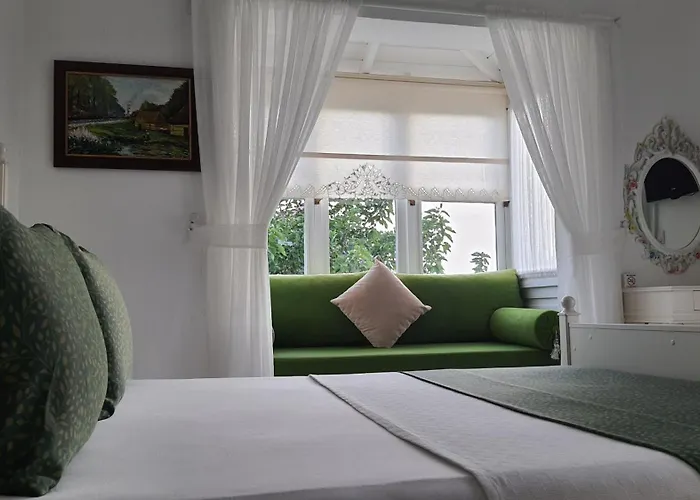 Adelfia 2* 阿拉恰特